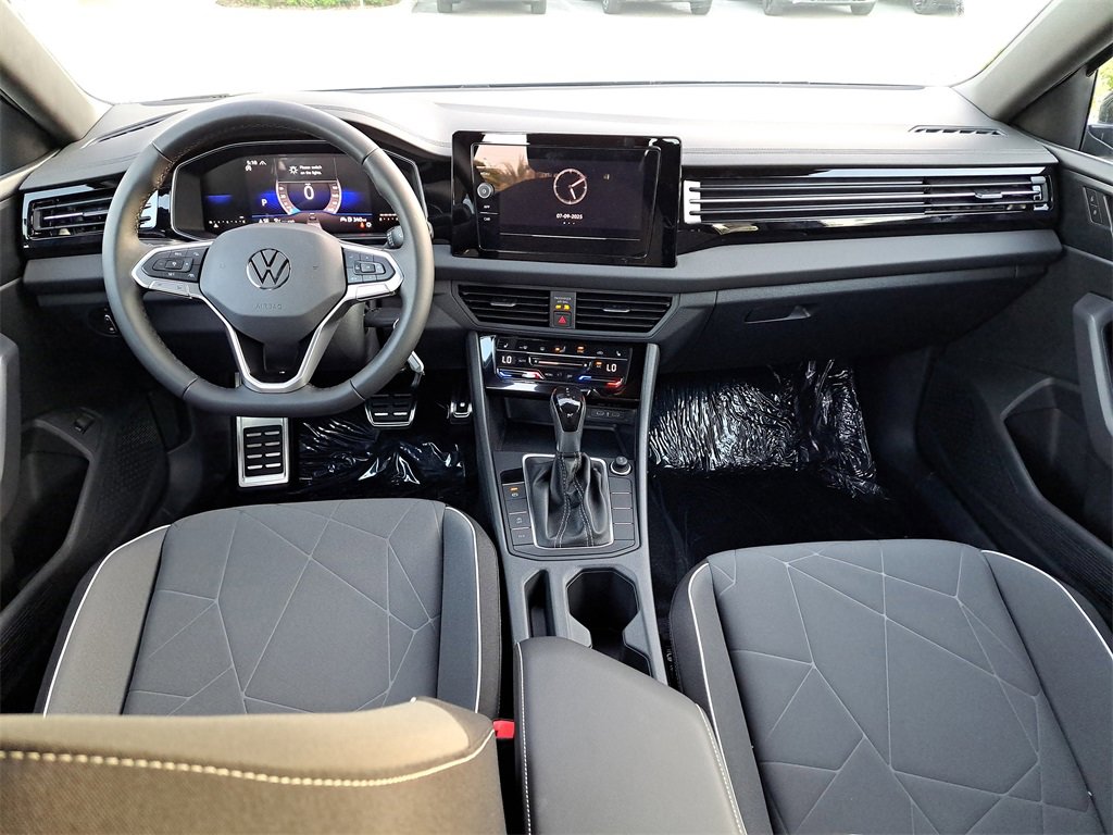 New 2025 Volkswagen Jetta Sport image 6