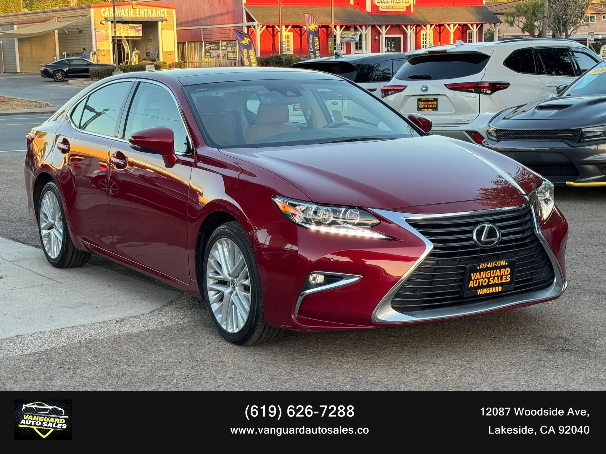 Used 2016 Lexus ES 350 w/ Luxury Package w/Wood Trim image 1
