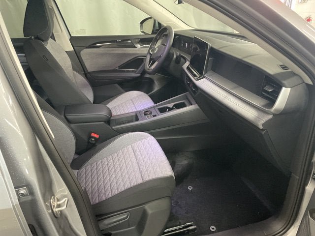 New 2026 Volkswagen Tiguan S AWD/4WD image 5
