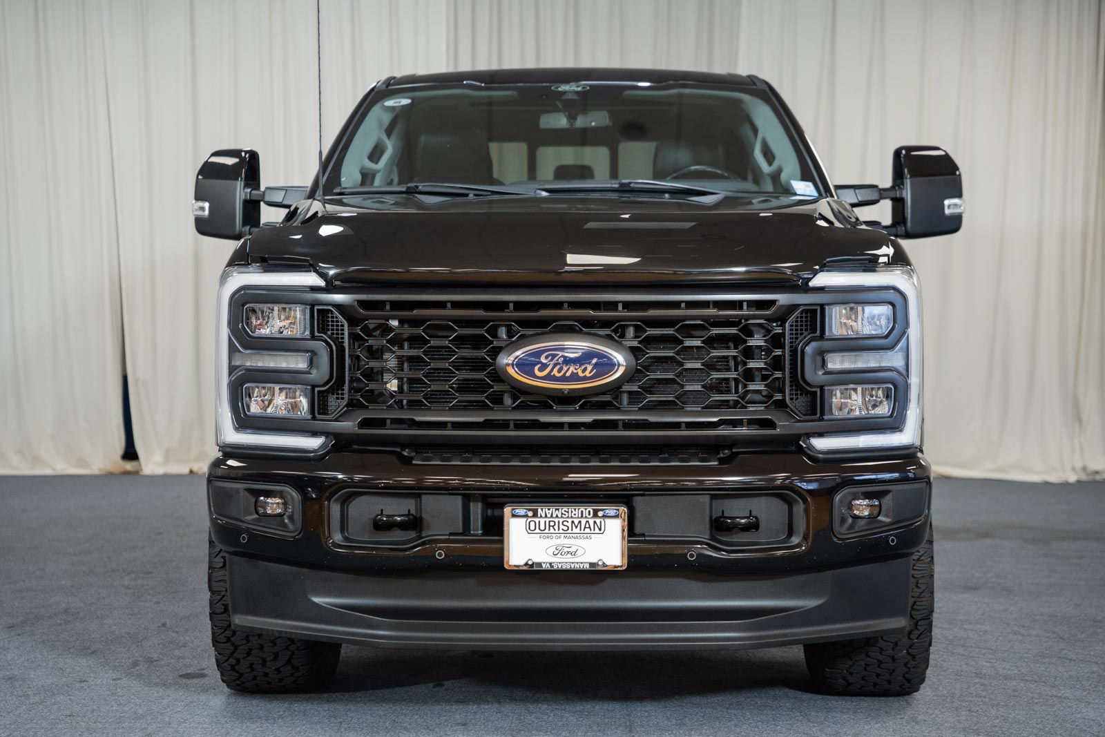 Used 2024 Ford F250 Lariat w/ Lariat Ultimate Package AWD/4WD image 2