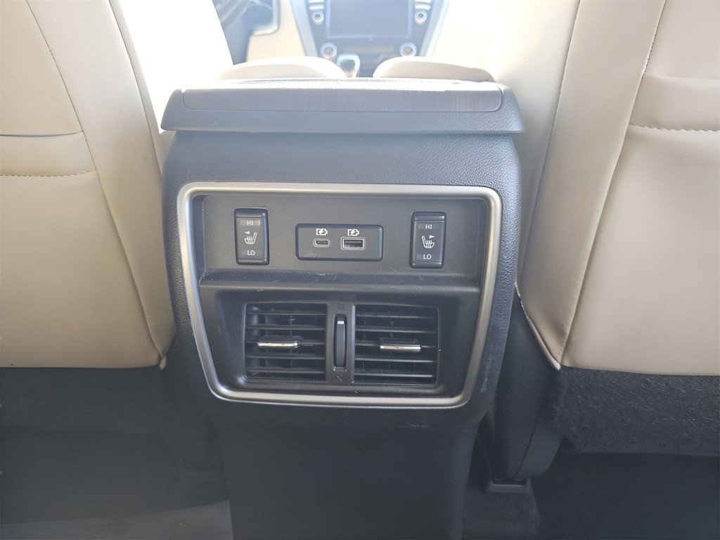 Used 2022 Nissan Murano Platinum w/ Cargo Package image 27