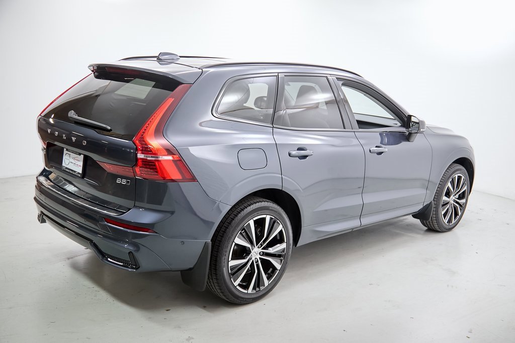 Certified 2025 Volvo XC60 B5 Plus w/ Protection Package Premier image 9