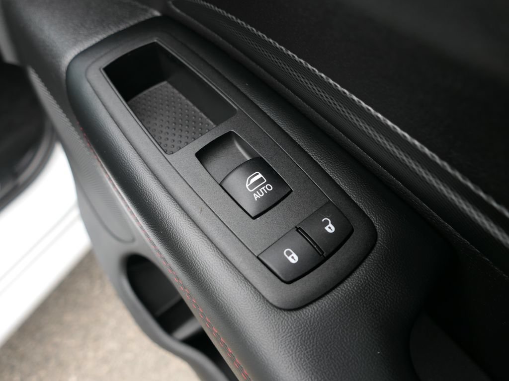 Used 2025 Dodge Durango R/T w/ Blacktop Package AWD/4WD image 24