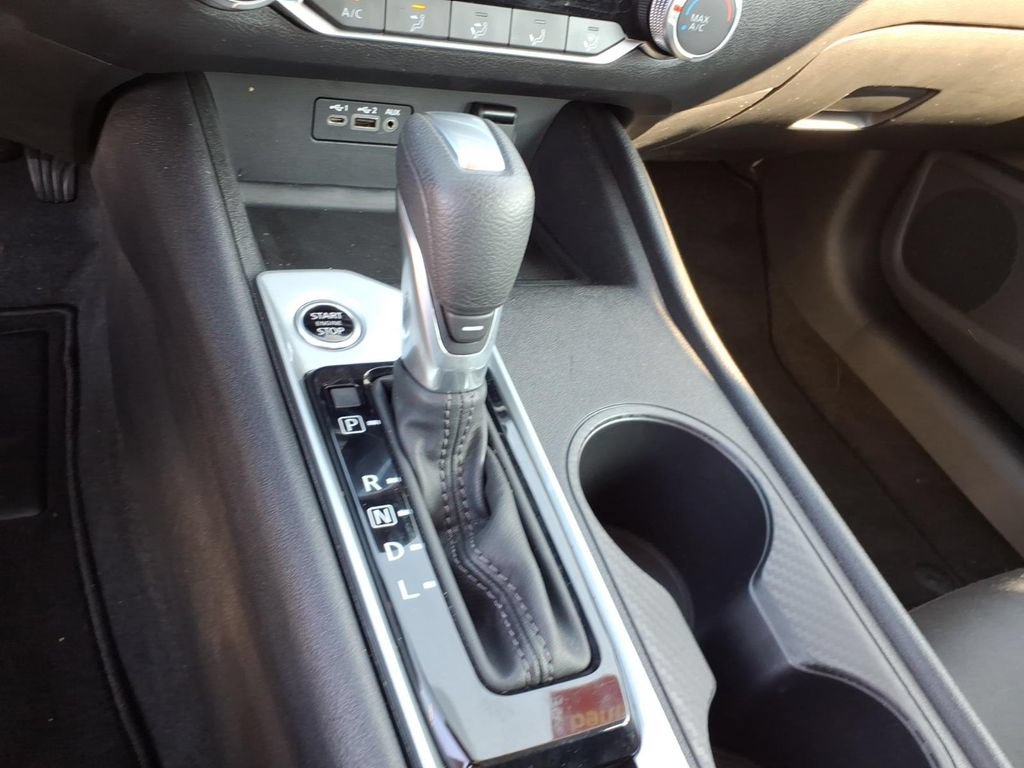 Certified 2025 Nissan Altima 2.5 S FWD image 12
