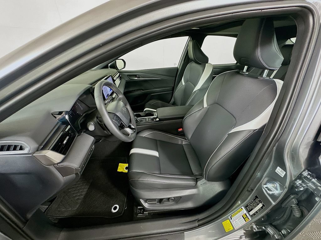 Certified 2026 Toyota Camry SE w/ Multimedia Upgrade Package FWD image 21