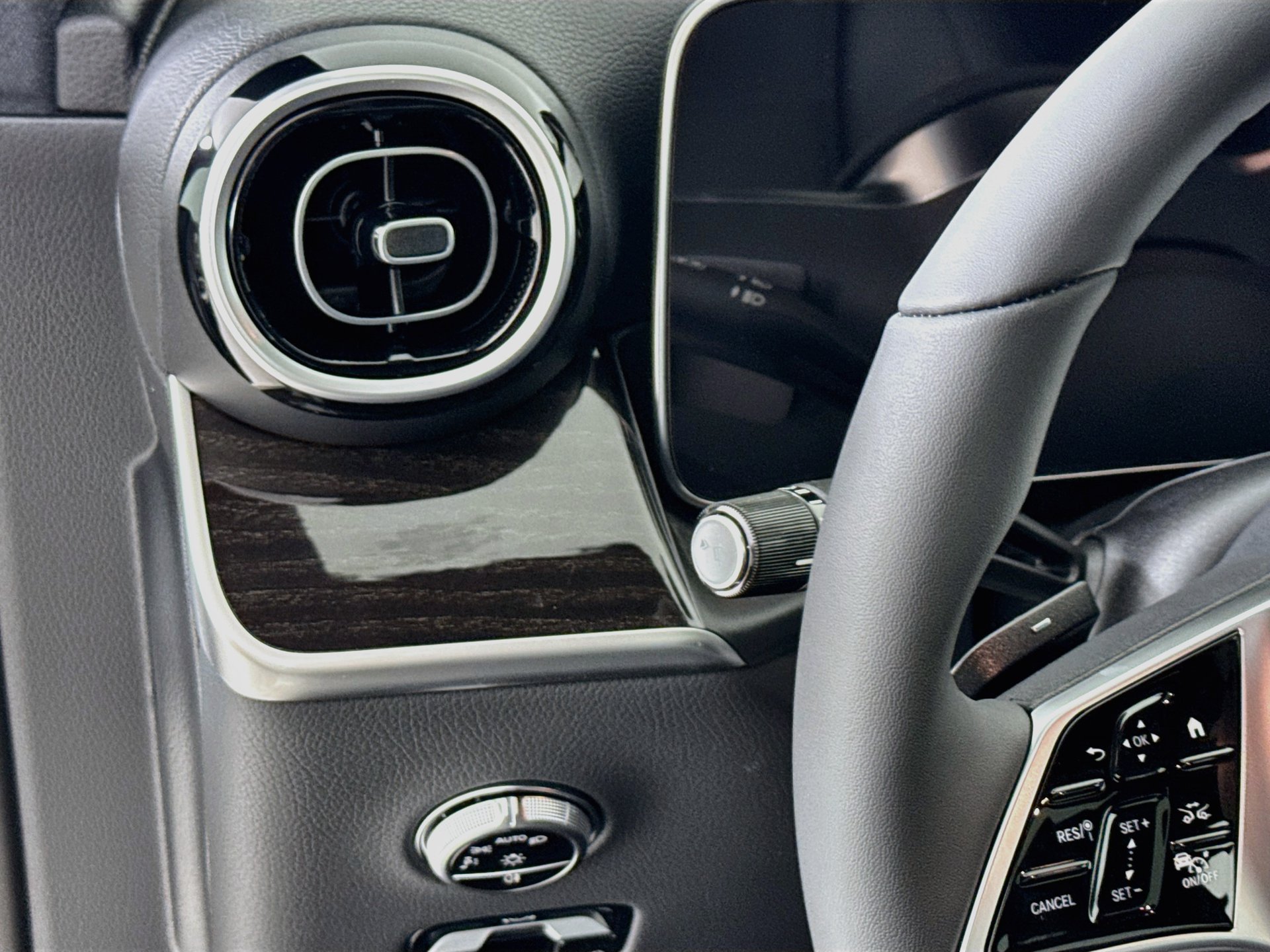 New 2027 Mercedes-Benz GLC 300 image 11