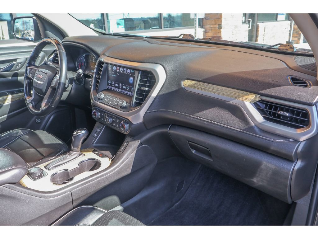 Used 2019 GMC Acadia Denali image 13