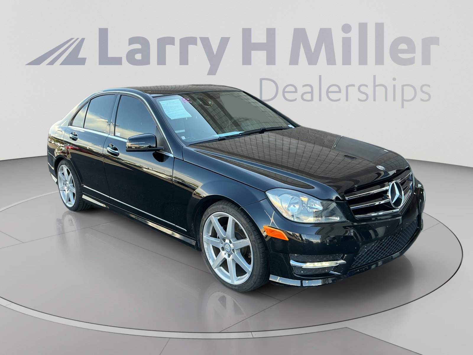 Used 2014 Mercedes-Benz C 250 Sedan image 7