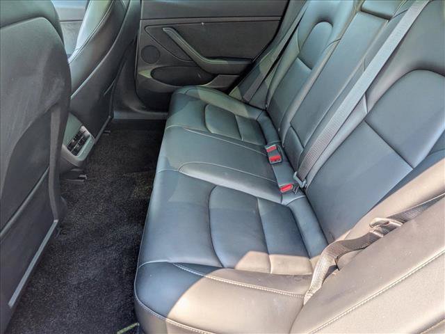 Used 2022 Tesla Model 3 Long Range AWD/4WD image 18
