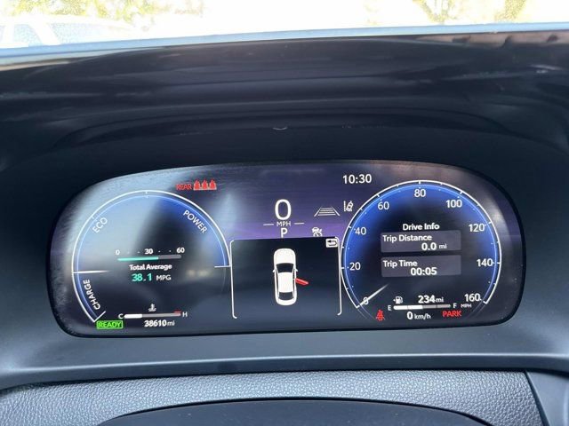 Certified 2023 Toyota Crown Limited image 27