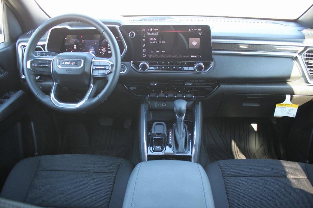 New 2025 GMC Canyon Elevation w/ Convenience Package image 5