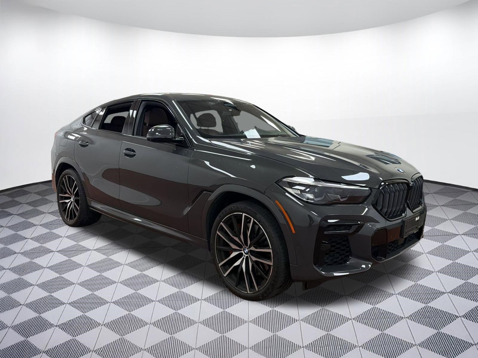 Certified 2023 BMW X6 M50i AWD/4WD image 6