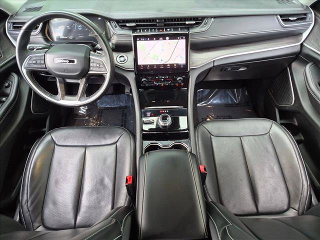 Used 2021 Jeep Grand Cherokee L Limited w/ Luxury Tech Group II AWD/4WD image 19