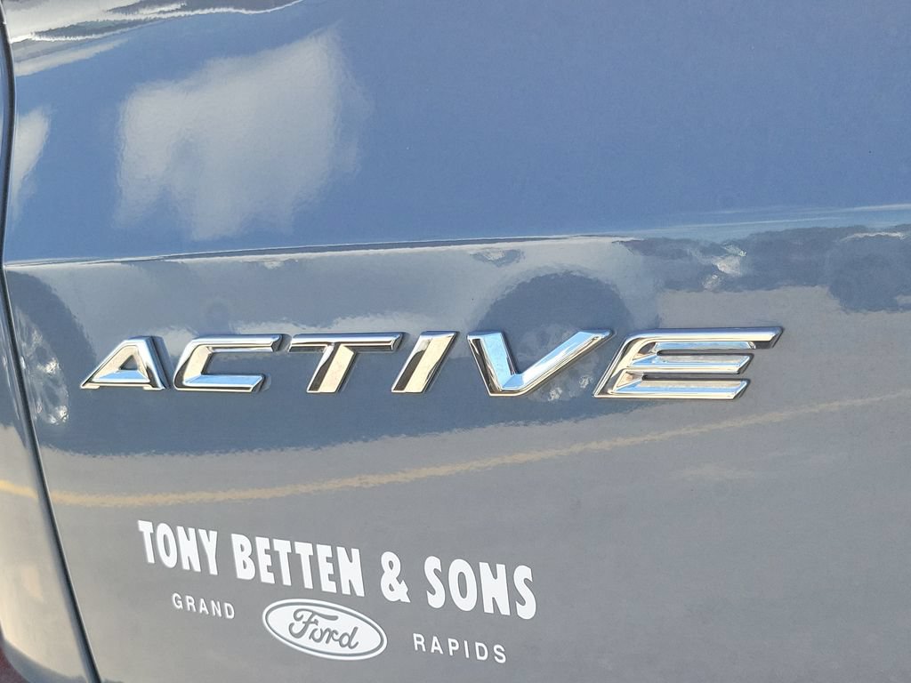 Used 2024 Ford Escape Active w/ Tech Pack #1 AWD/4WD image 7