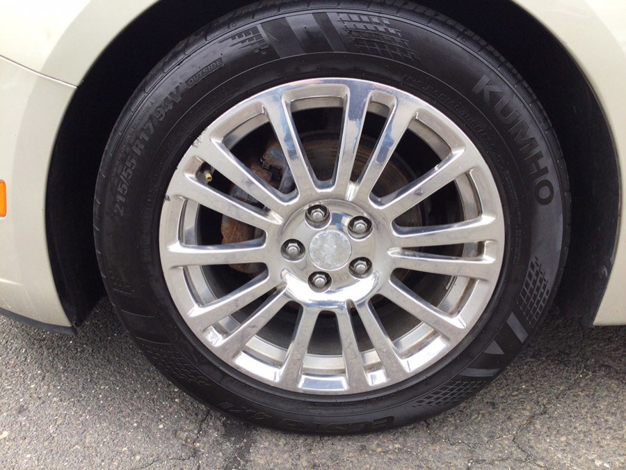 Used 2013 Chevrolet Cruze Eco w/ Enhanced Safety Package image 37