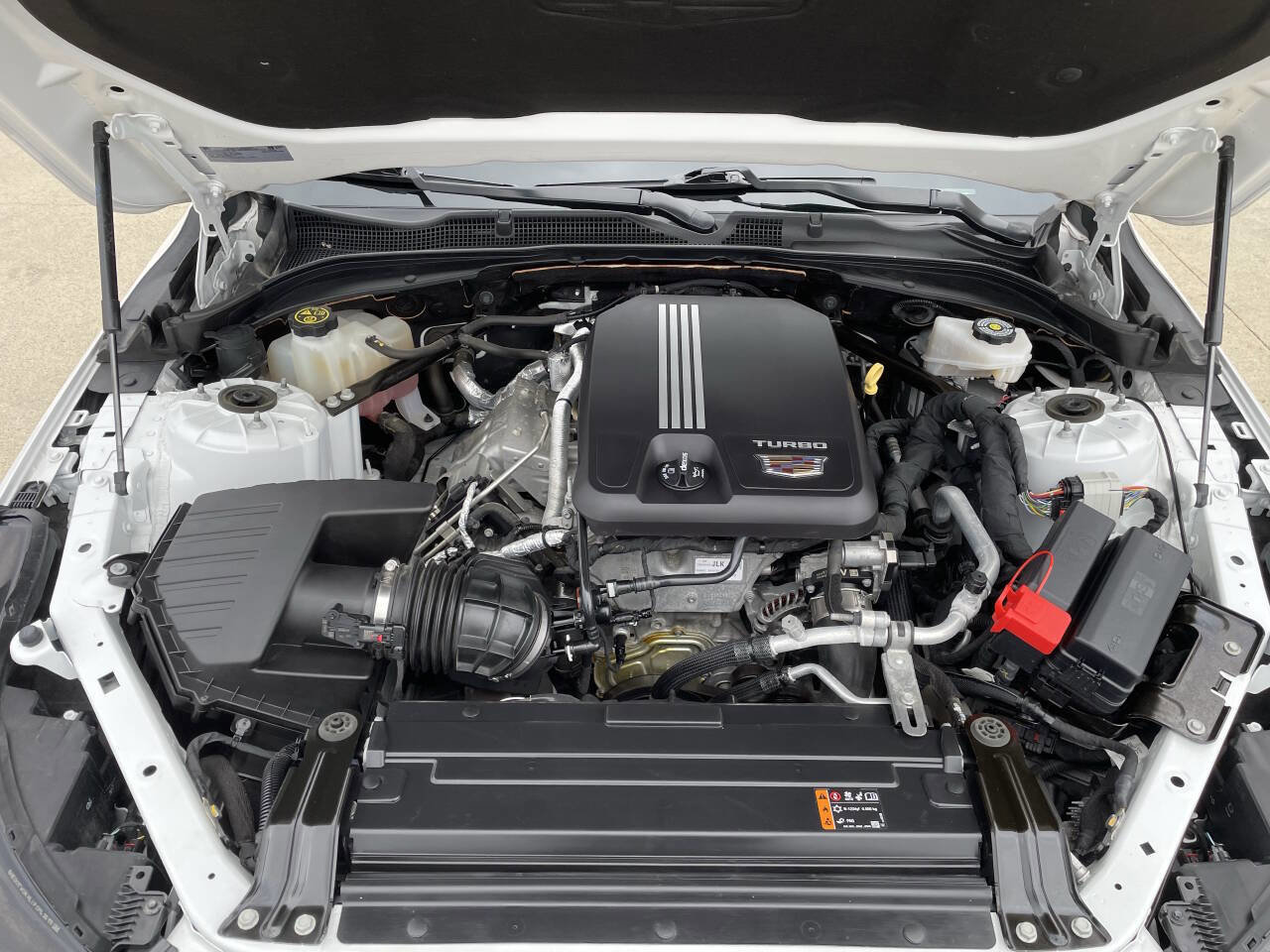 Used 2021 Cadillac CT4 Premium Luxury image 9