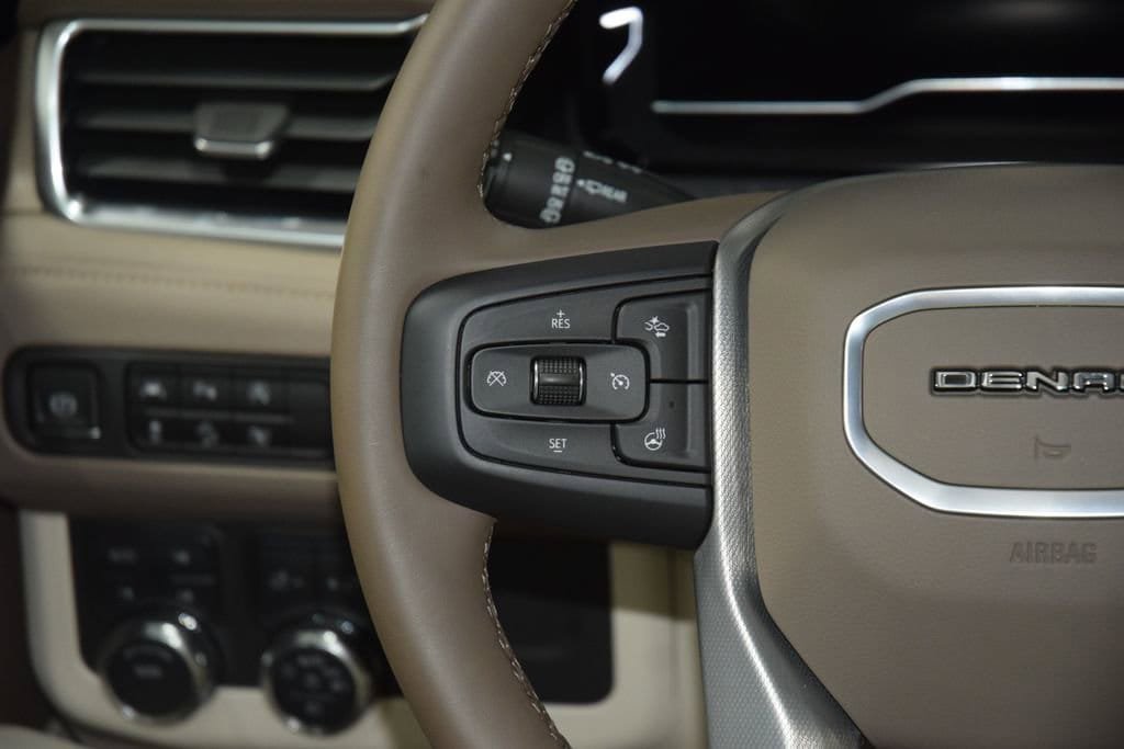 Used 2024 GMC Yukon Denali AWD/4WD image 39