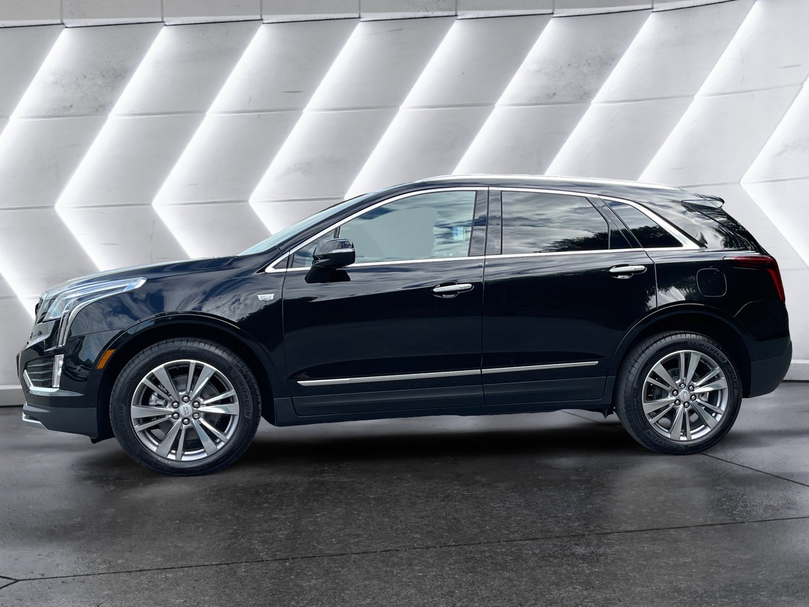 New 2025 Cadillac XT5 Premium Luxury image 3