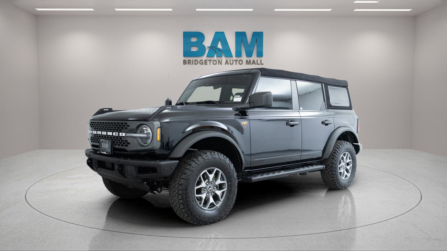 Used 2022 Ford Bronco Badlands AWD/4WD image 3