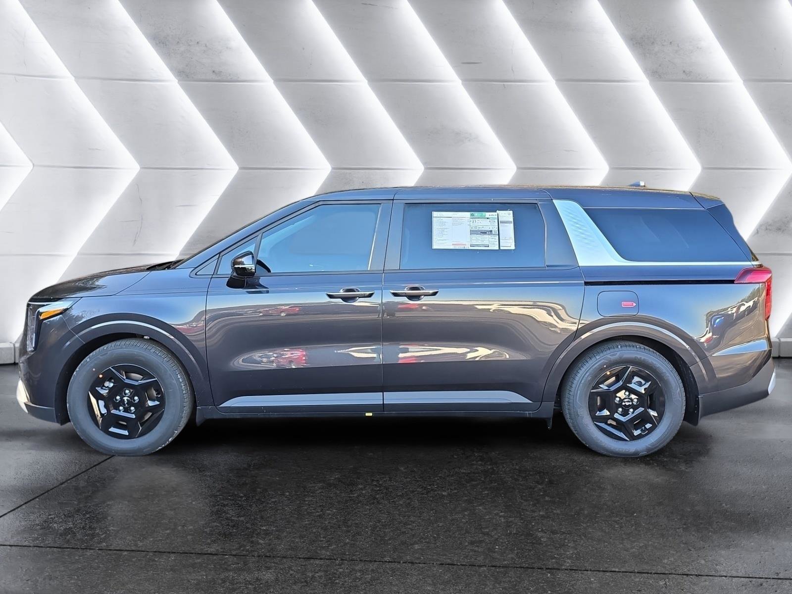 New 2026 Kia Carnival image 2