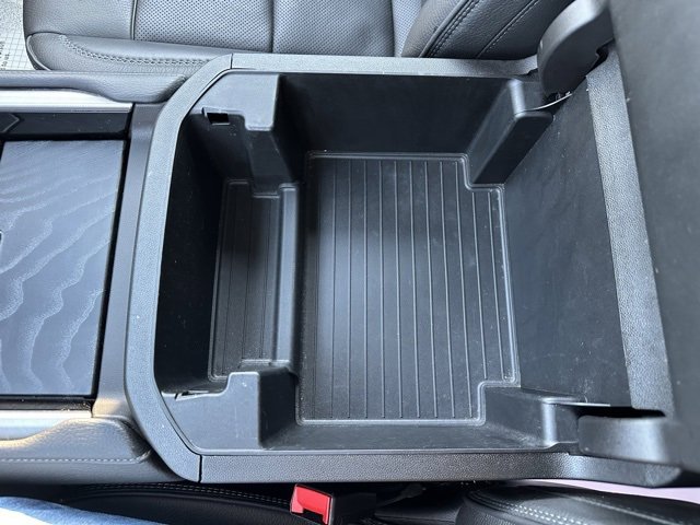 Used 2022 GMC Yukon Denali image 35