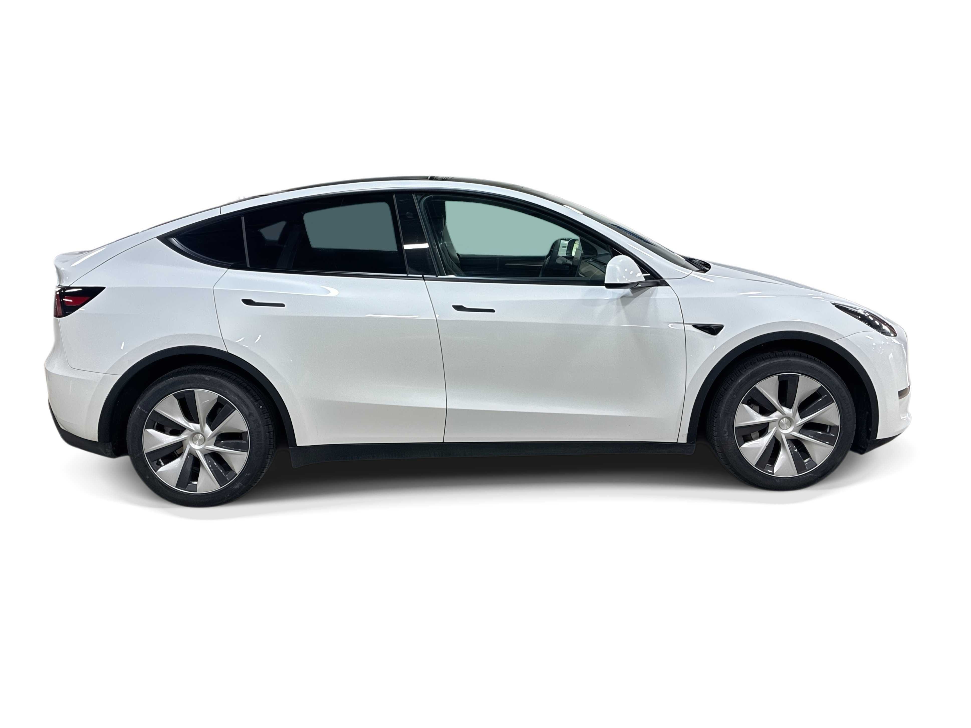Certified 2023 Tesla Model Y Long Range AWD/4WD image 7