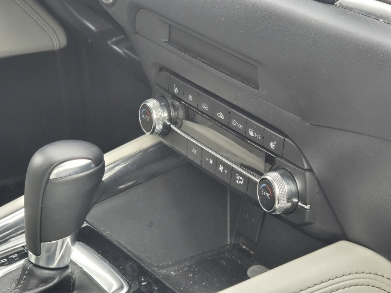 Used 2023 MAZDA CX-5 AWD 2.5 S w/ Premium Package image 18