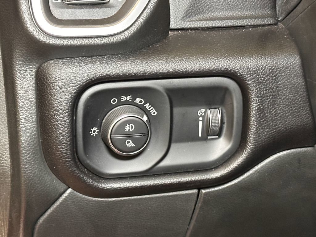 Used 2024 RAM 2500 Big Horn w/ Bed Utility Group image 25