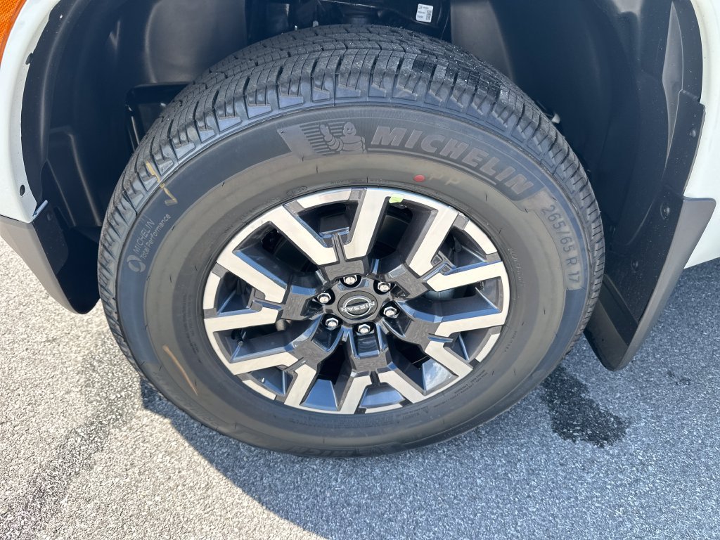 New 2026 Nissan Frontier SV w/ SV Convenience Package AWD/4WD image 13