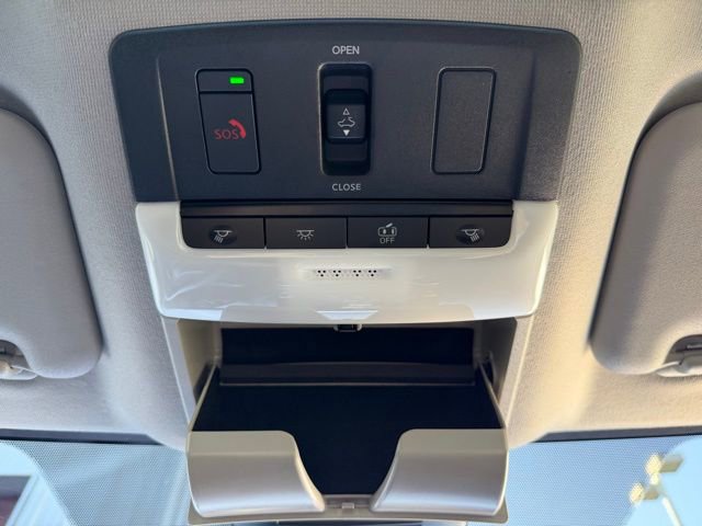 Certified 2025 Nissan Sentra SR w/ SR Premium Package image 31