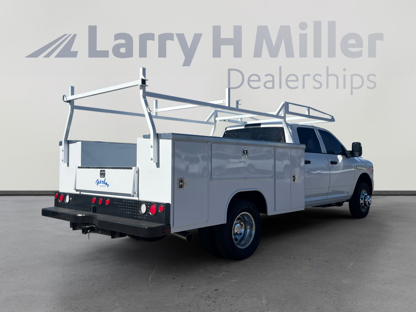 New 2026 RAM 3500 Tradesman w/ Chrome Appearance Group AWD/4WD image 5