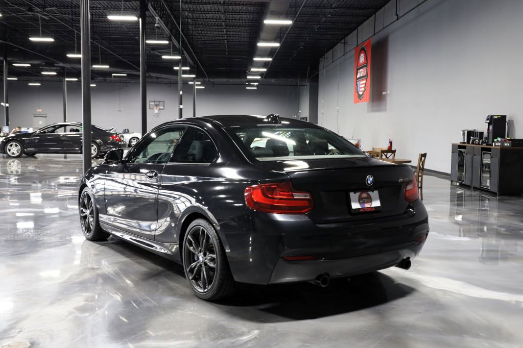 Used 2016 BMW M235i Coupe RWD image 5