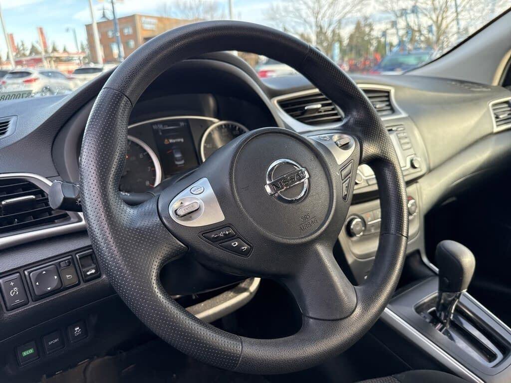 Used 2018 Nissan Sentra S image 7