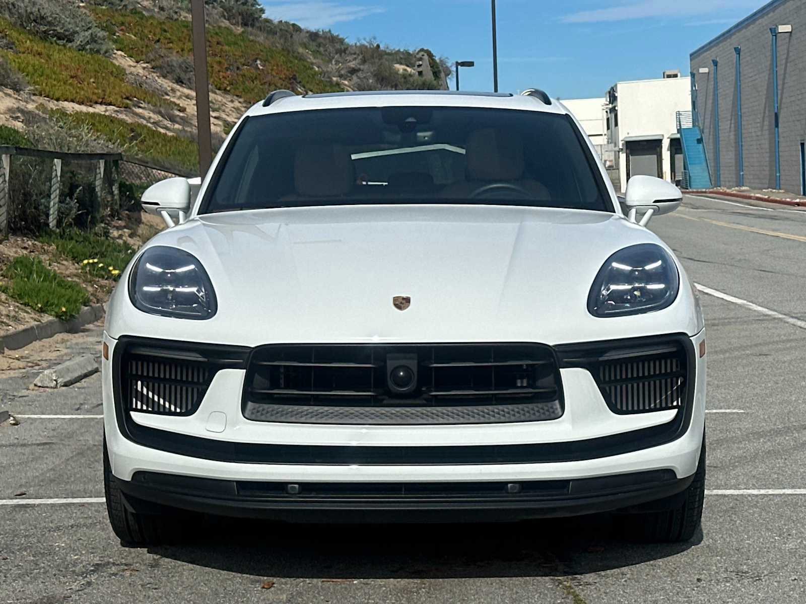Certified 2025 Porsche Macan S image 11
