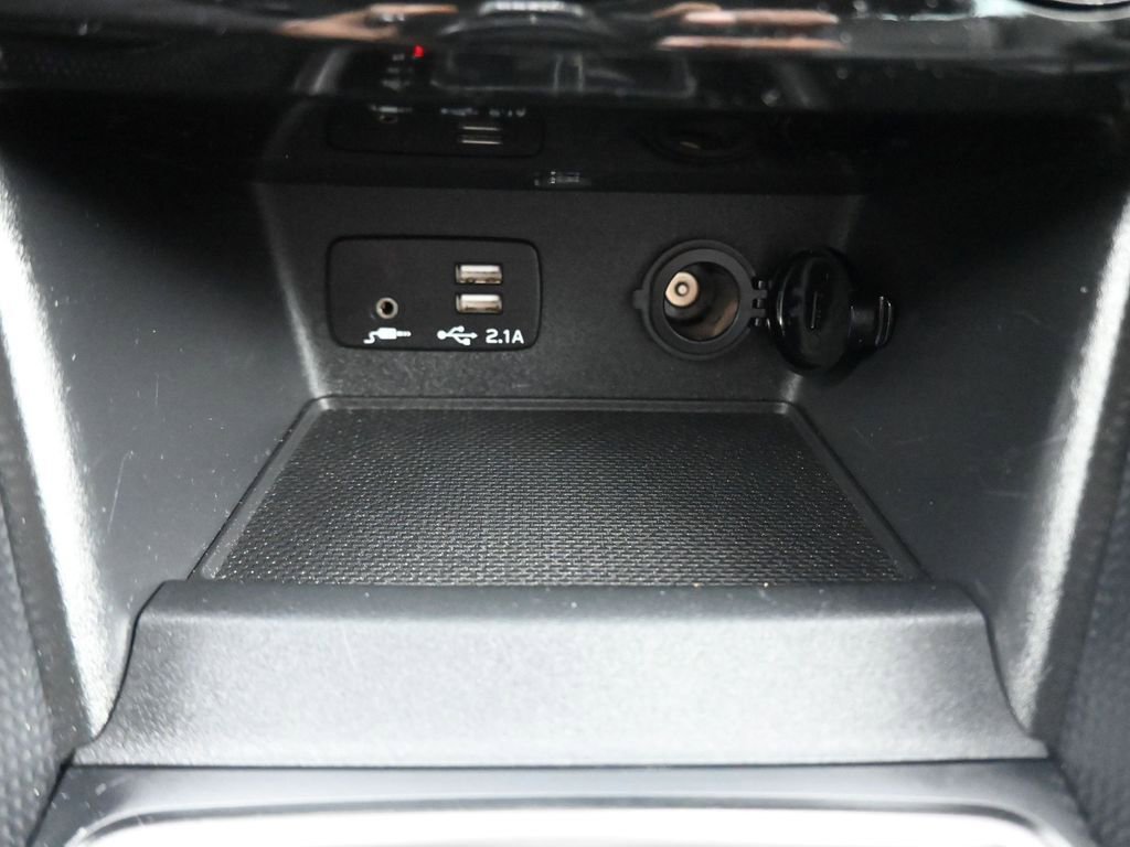 Used 2022 Subaru Forester Limited image 23