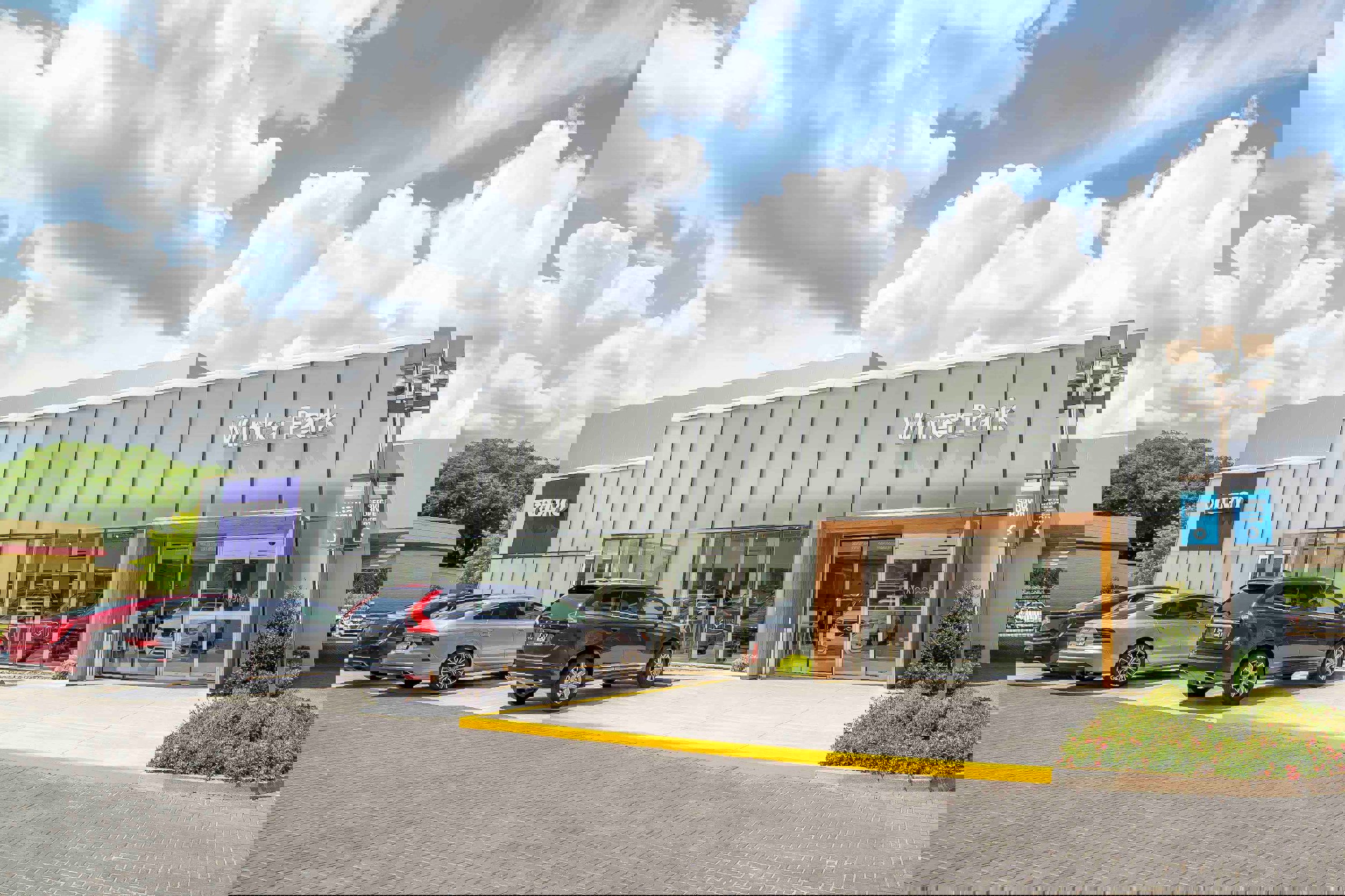 Certified 2024 Volvo XC90 T8 Plus