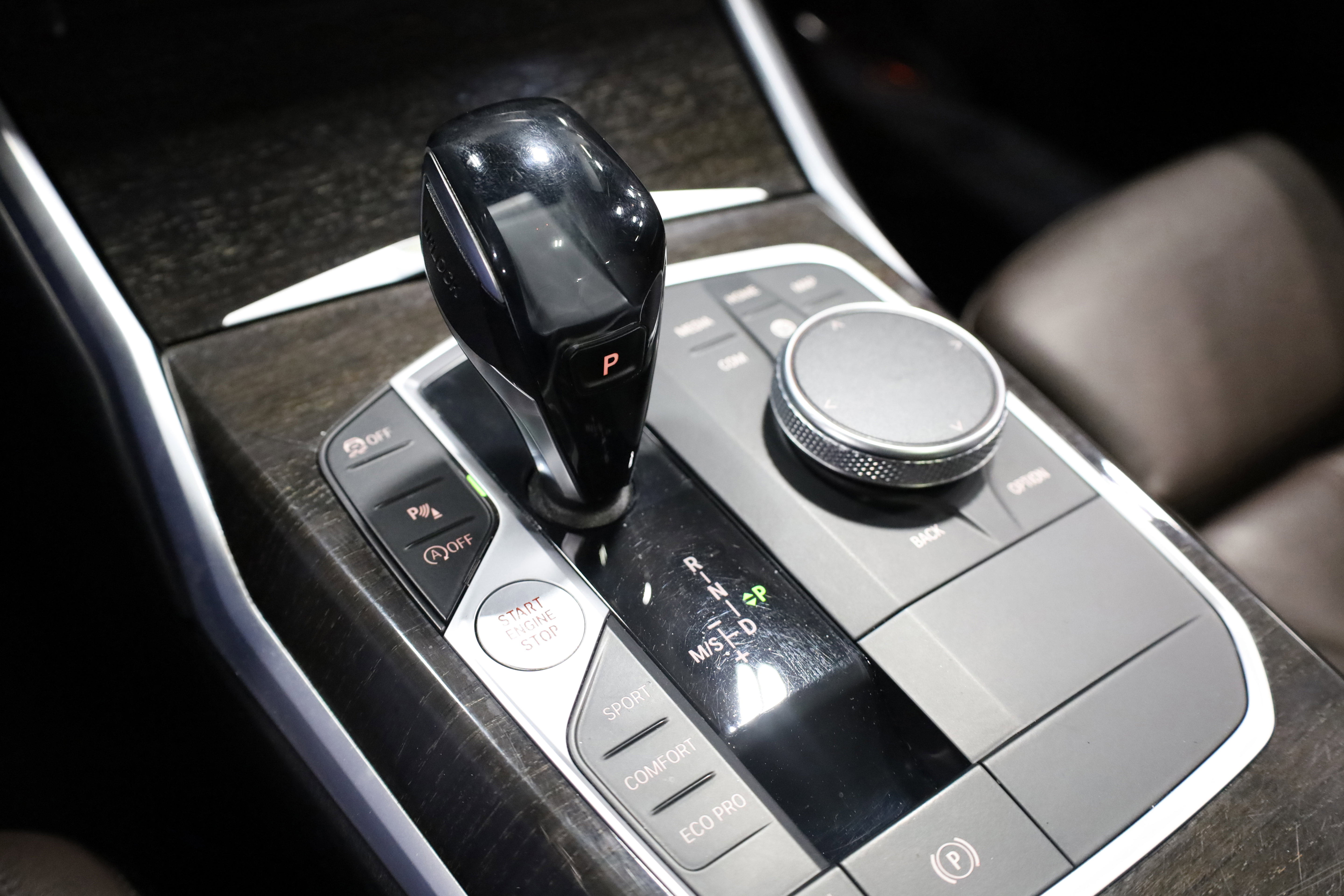 Used 2020 BMW 330i xDrive Sedan w/ Premium Package image 31