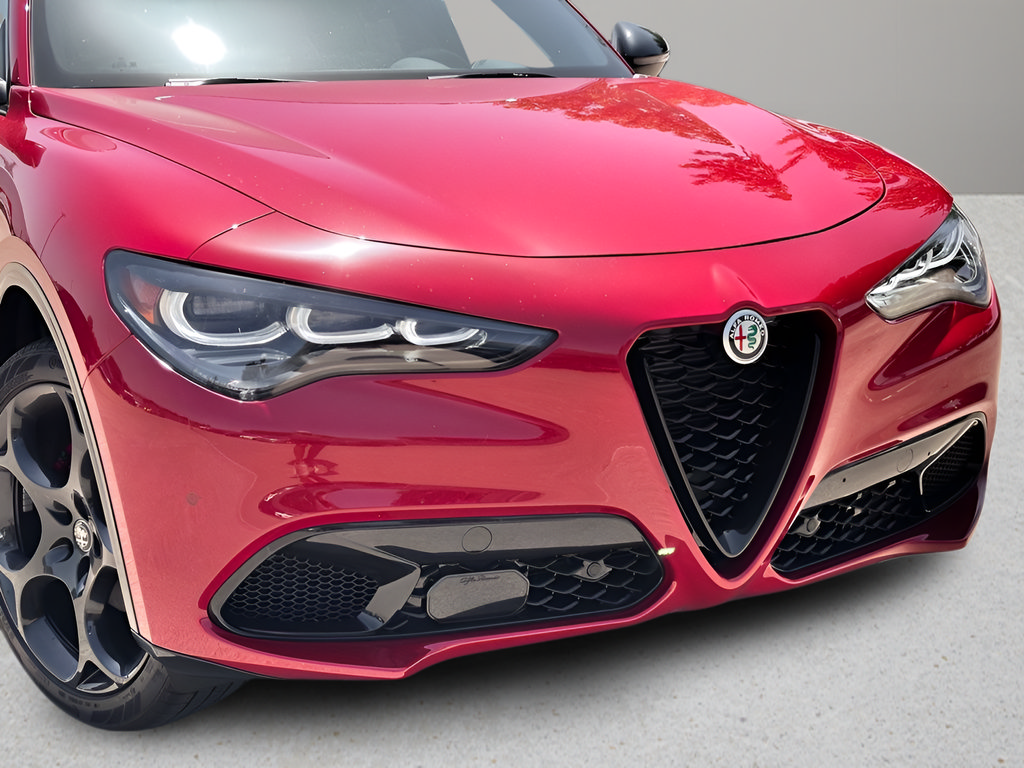 Used 2026 Alfa Romeo Stelvio Sprint AWD/4WD image 24