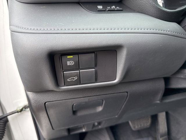 Used 2022 Toyota Highlander XSE image 23