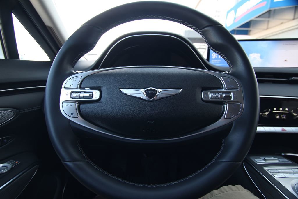 Used 2024 Genesis GV70 2.5T w/ Advanced Package AWD/4WD image 21