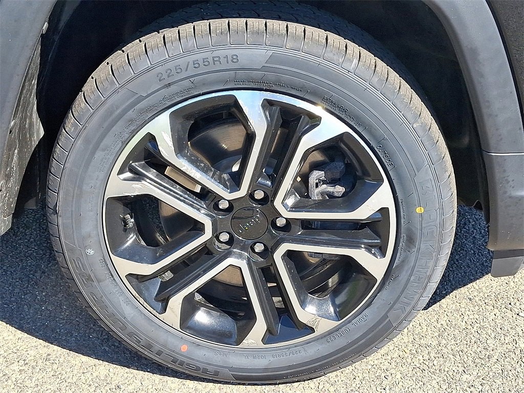 Used 2023 Jeep Compass Limited image 9