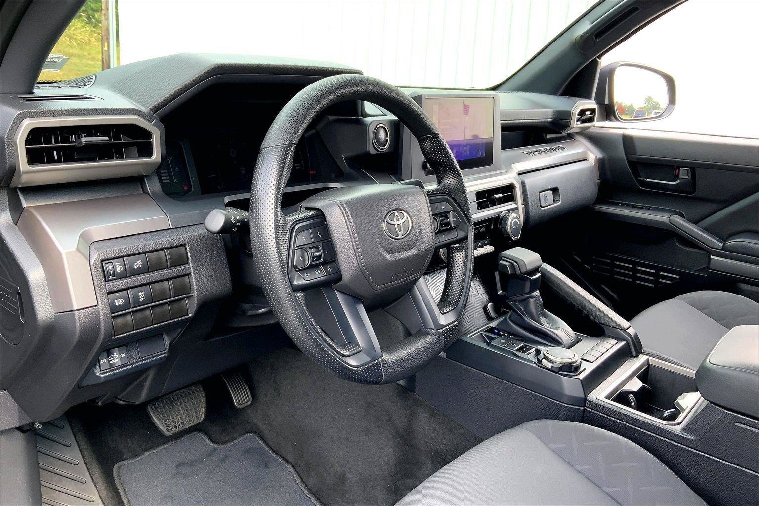 Used 2024 Toyota Tacoma SR5 AWD/4WD image 13