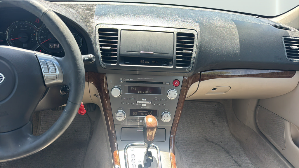 Used 2008 Subaru Outback 2.5i Limited AWD/4WD image 15