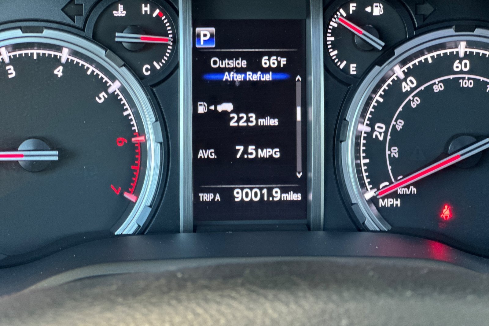 Certified 2023 Toyota 4Runner TRD Off-Road Premium w/ Off Road Premium Plus Package AWD/4WD image 25