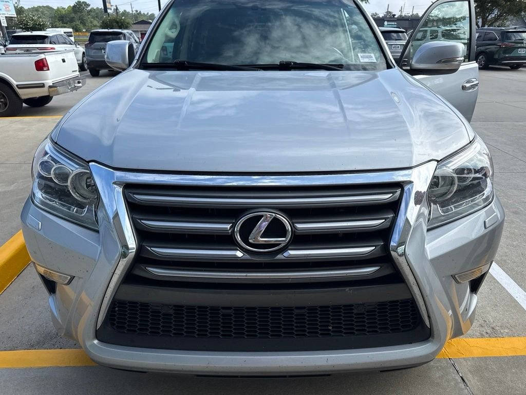 Used 2018 Lexus GX 460 Premium w/ Premium Package AWD/4WD image 5