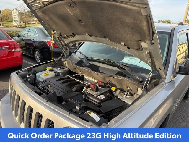 Used 2016 Jeep Patriot High Altitude AWD/4WD image 14