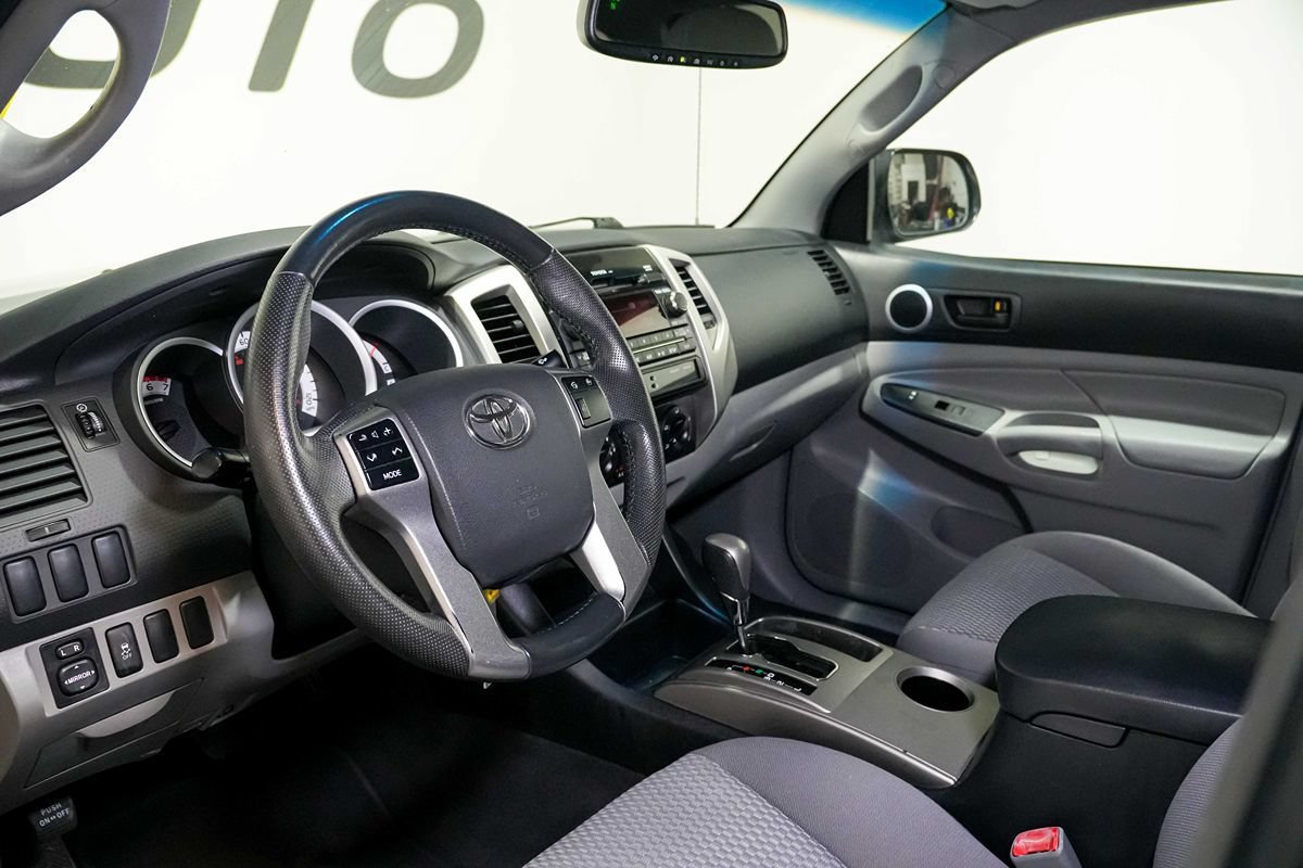 Used 2012 Toyota Tacoma PreRunner w/ SR5 Pkg RWD image 14