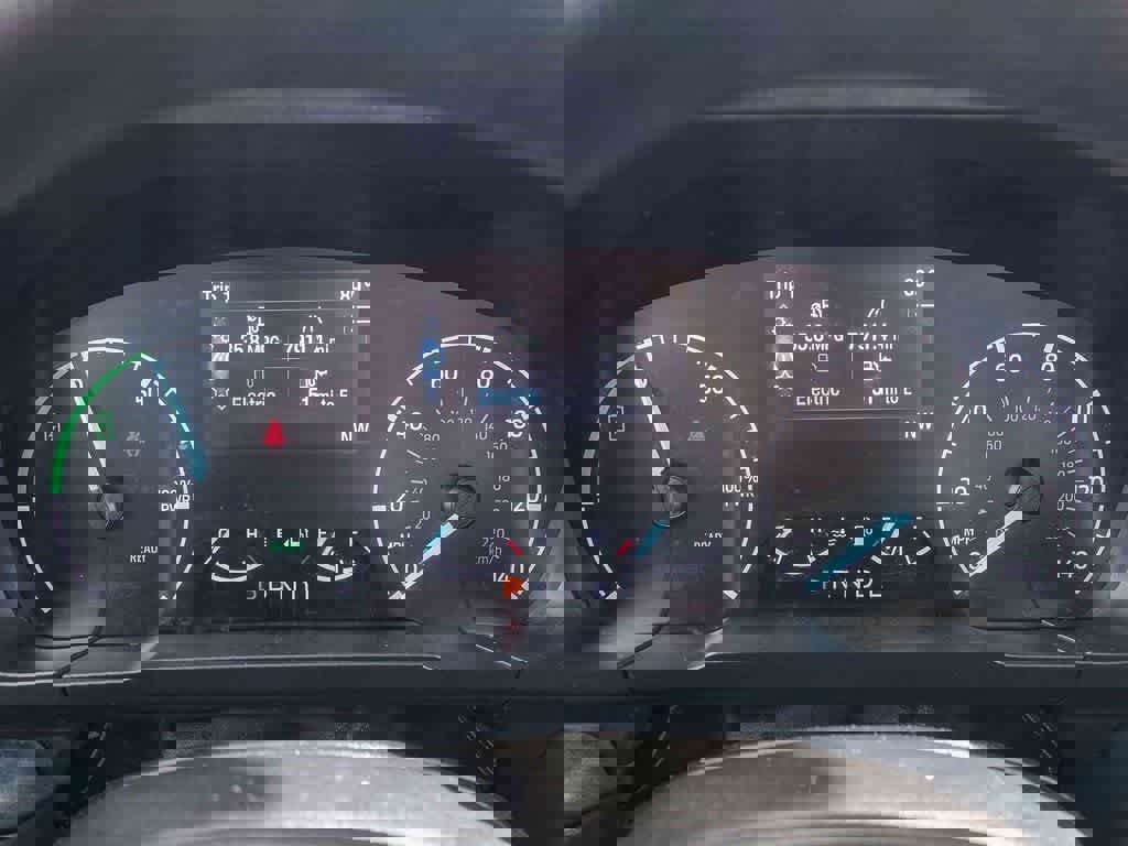 Used 2023 Ford Maverick XLT image 23