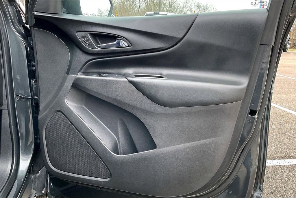 Used 2020 Chevrolet Equinox LT image 24