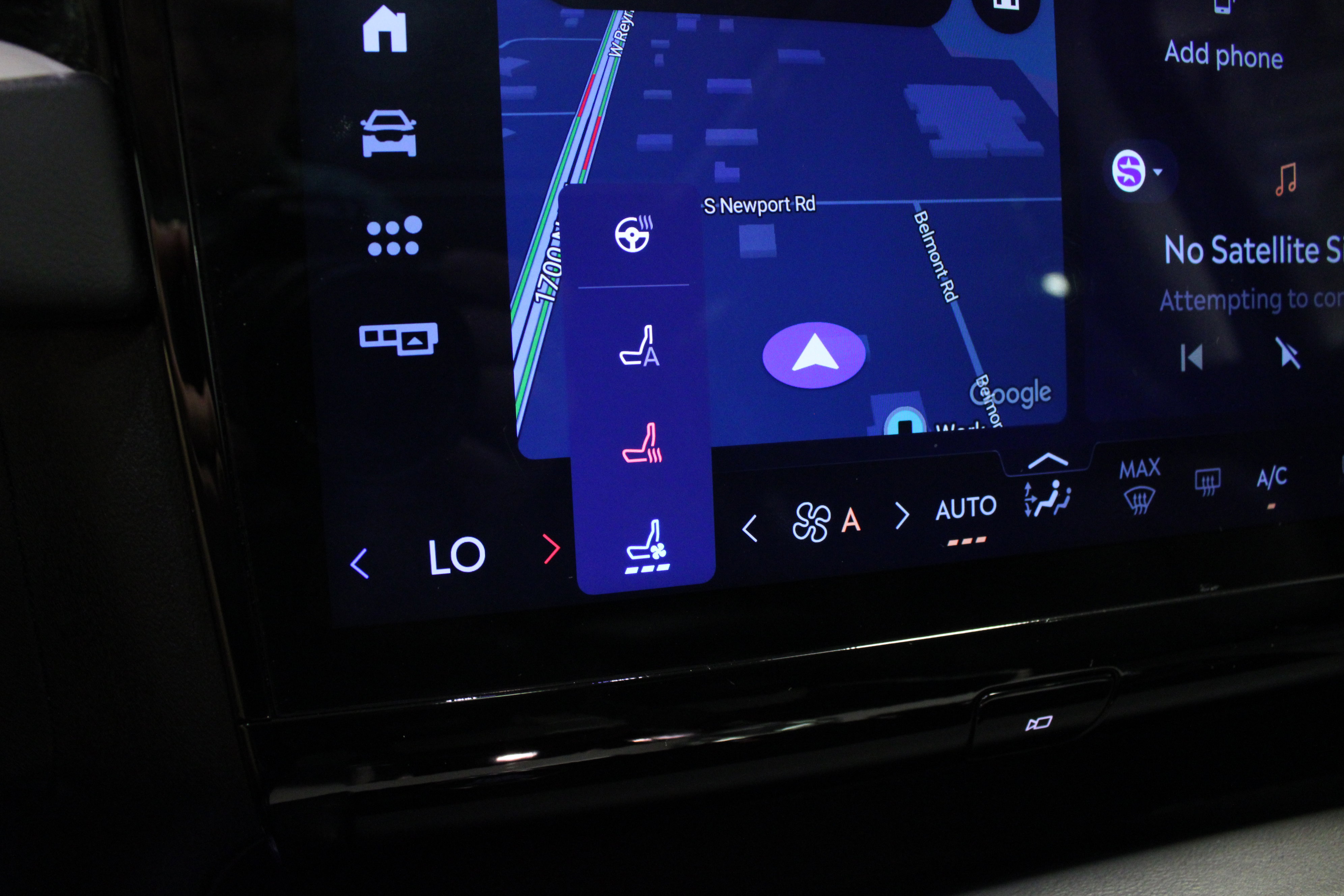 Used 2025 Lincoln Navigator Reserve image 31